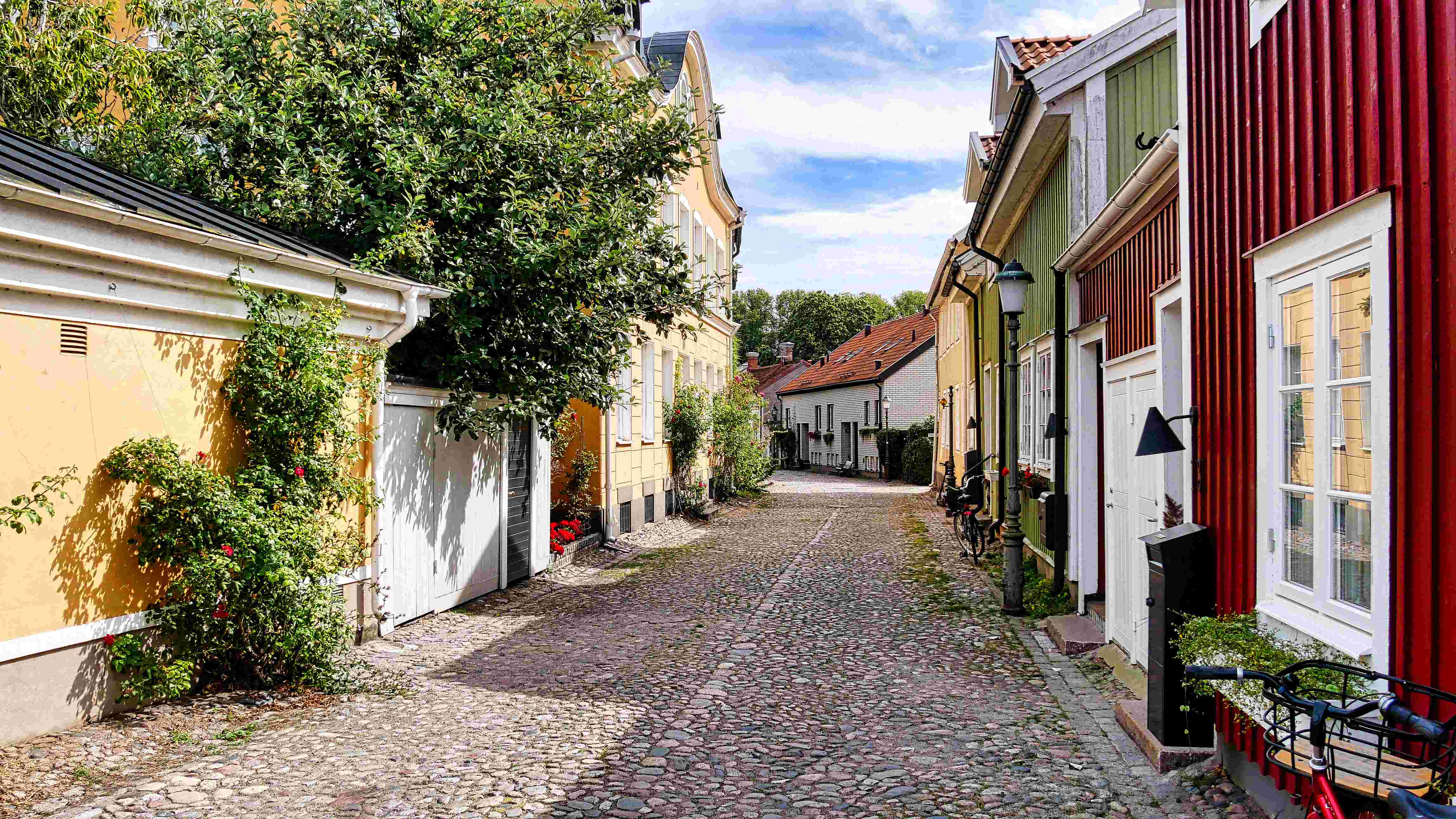 Fredag 4. juni 2027